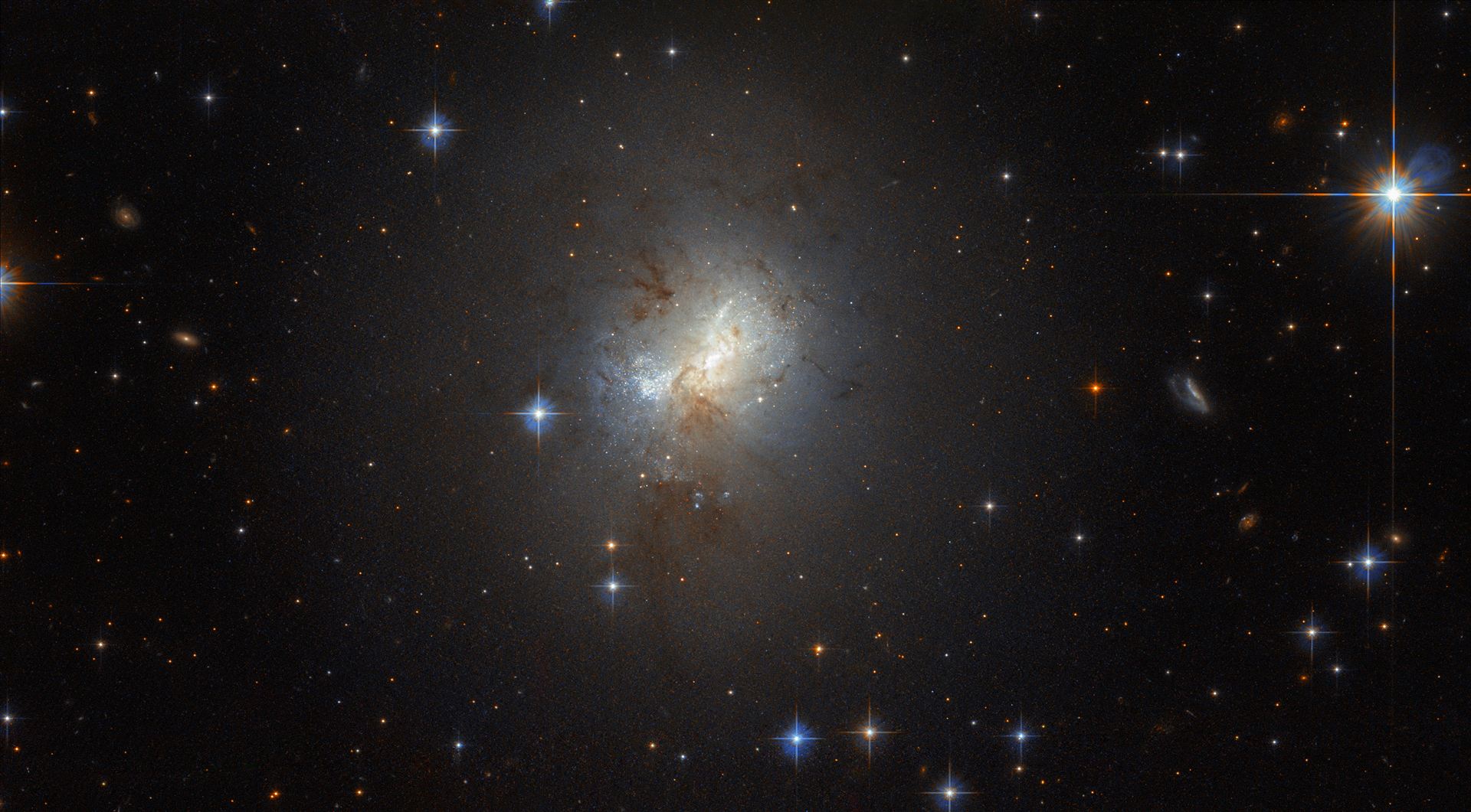 A tiny galaxy with a big heart