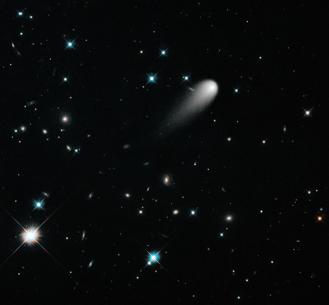 A unique Hubble view of comet ISON