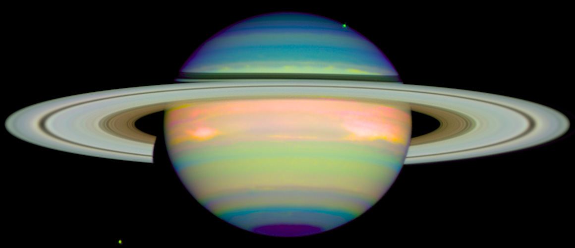An infrared view of Saturn
