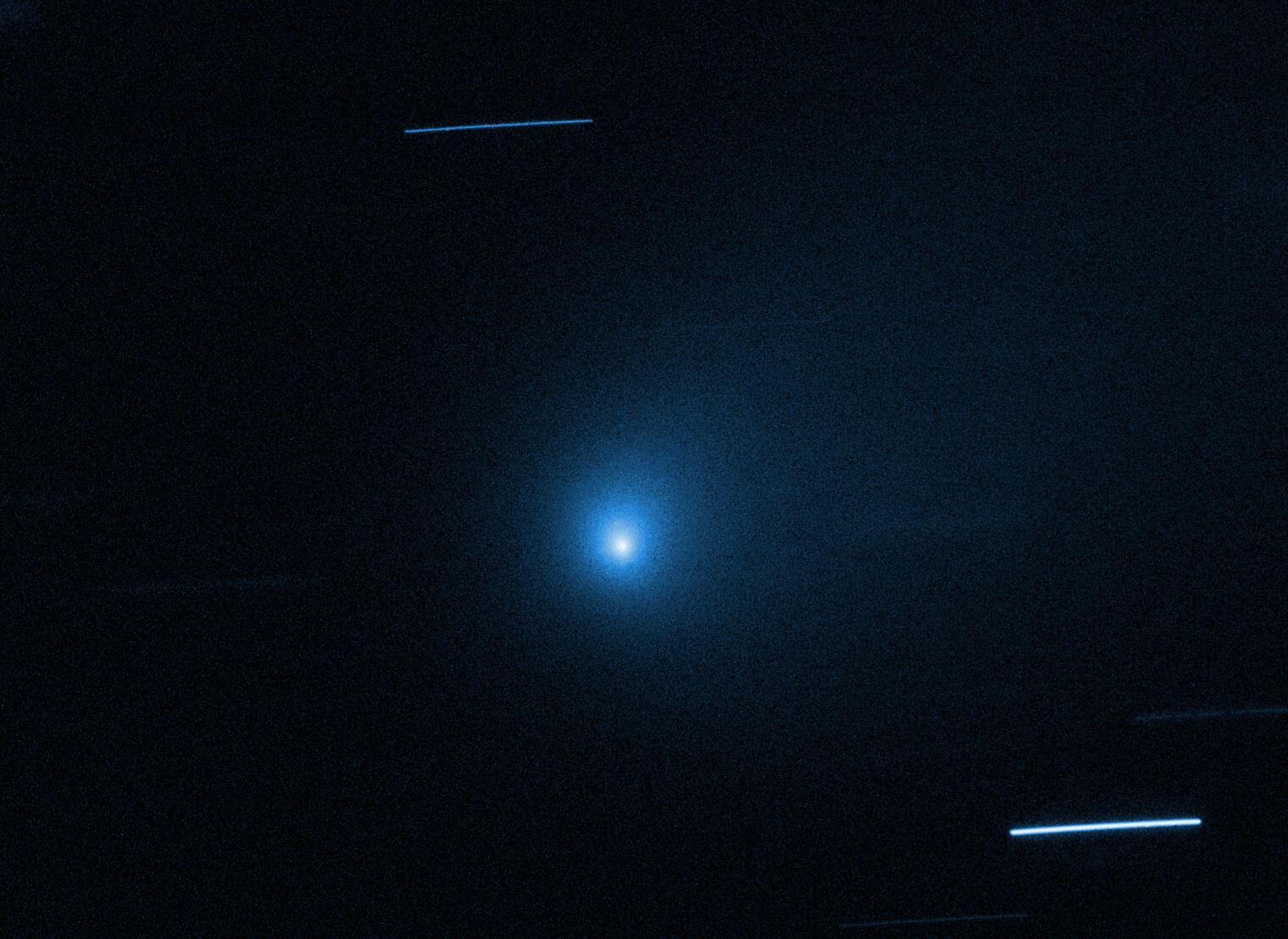 Carbon Monoxide Abundance Points to Comet&rsquo;s Birth Around Cooler Star