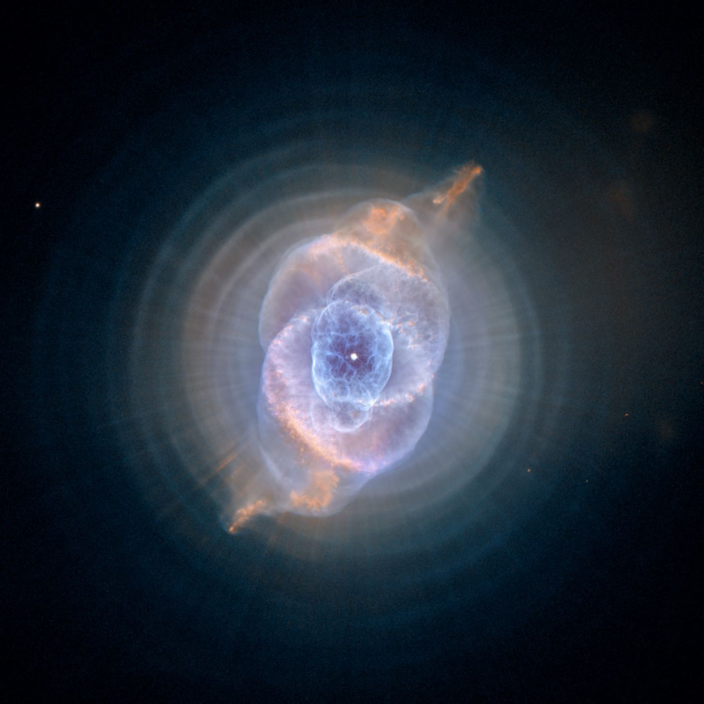 Dying star creates fantasy-like sculpture of gas and dust