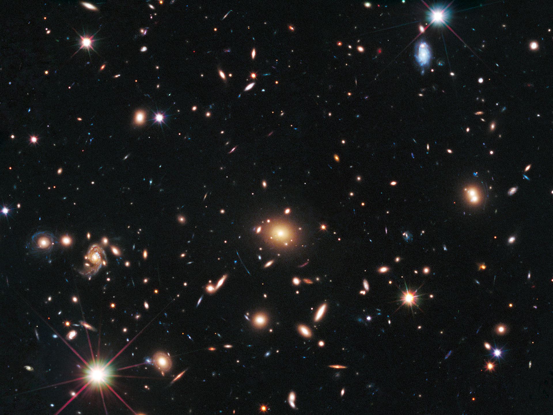 Galaxy cluster MACS J1720+35