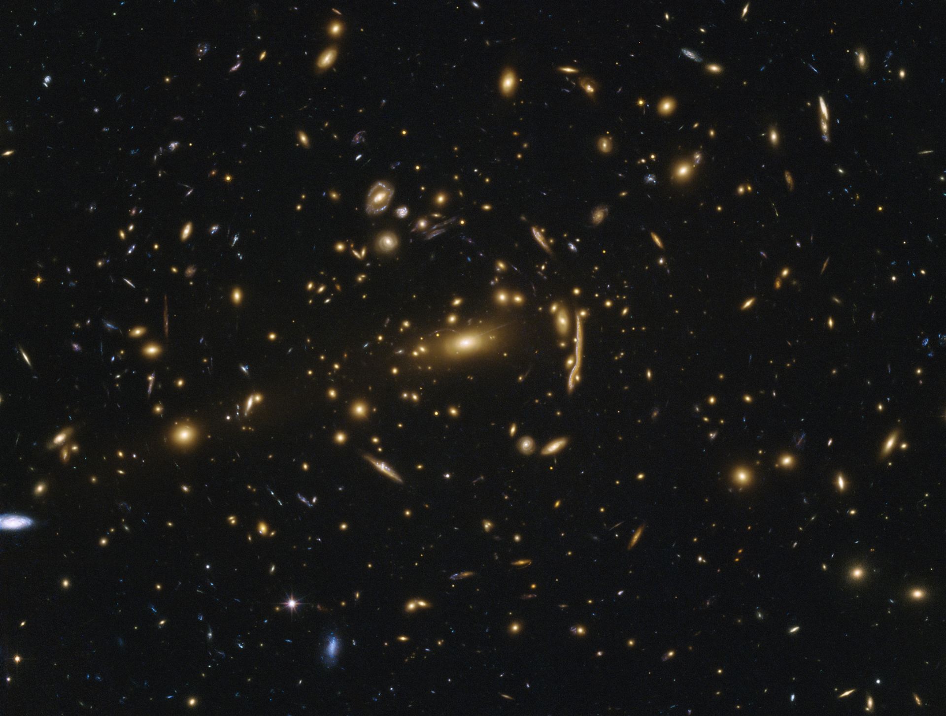Galaxy cluster MACSJ1206