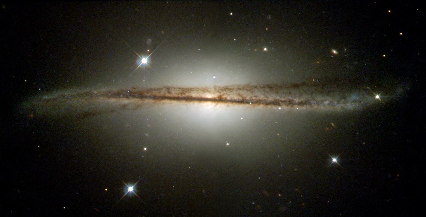 Galaxy playing twister