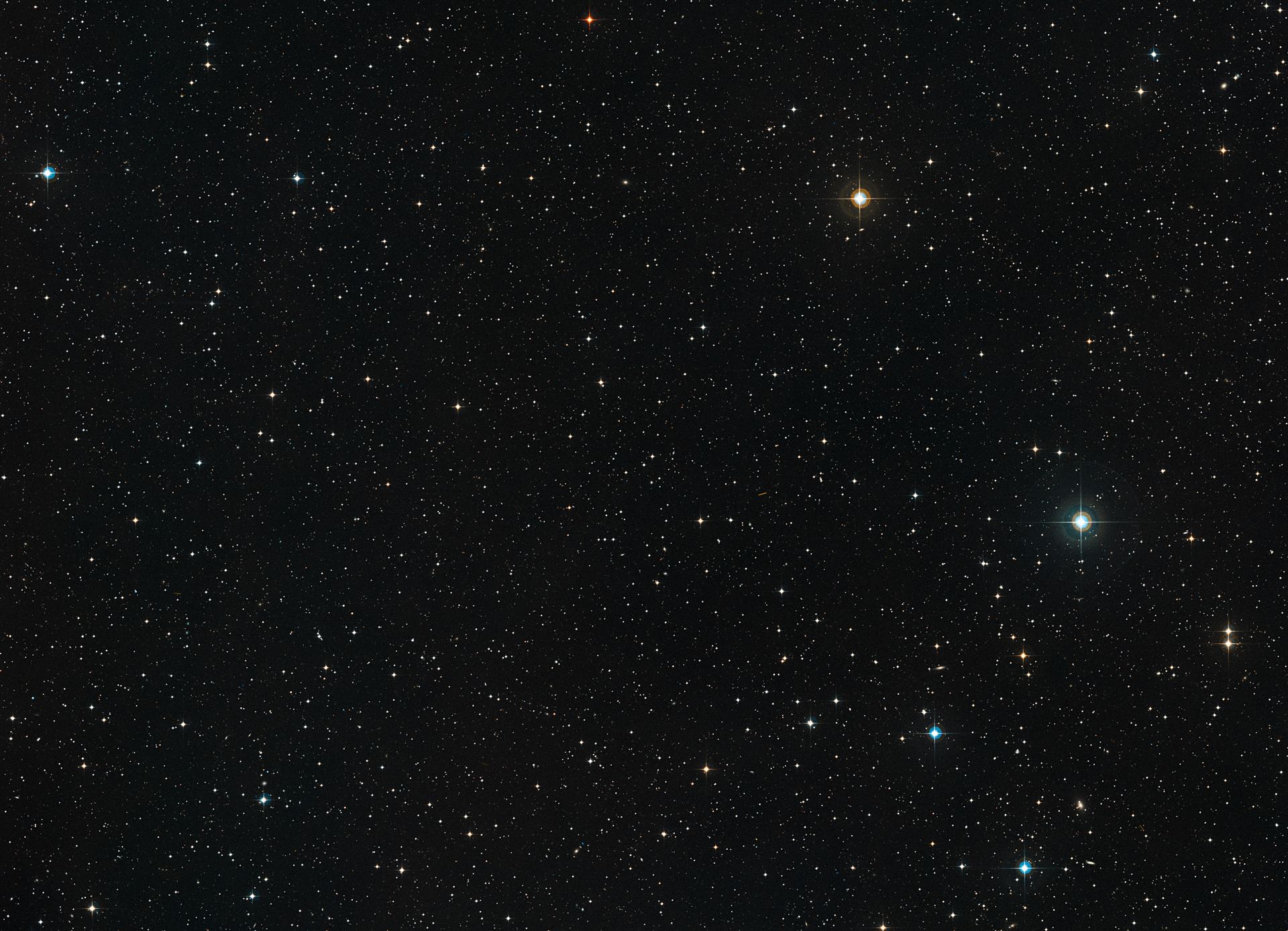 Ground-Based View of J2150−0551 Region