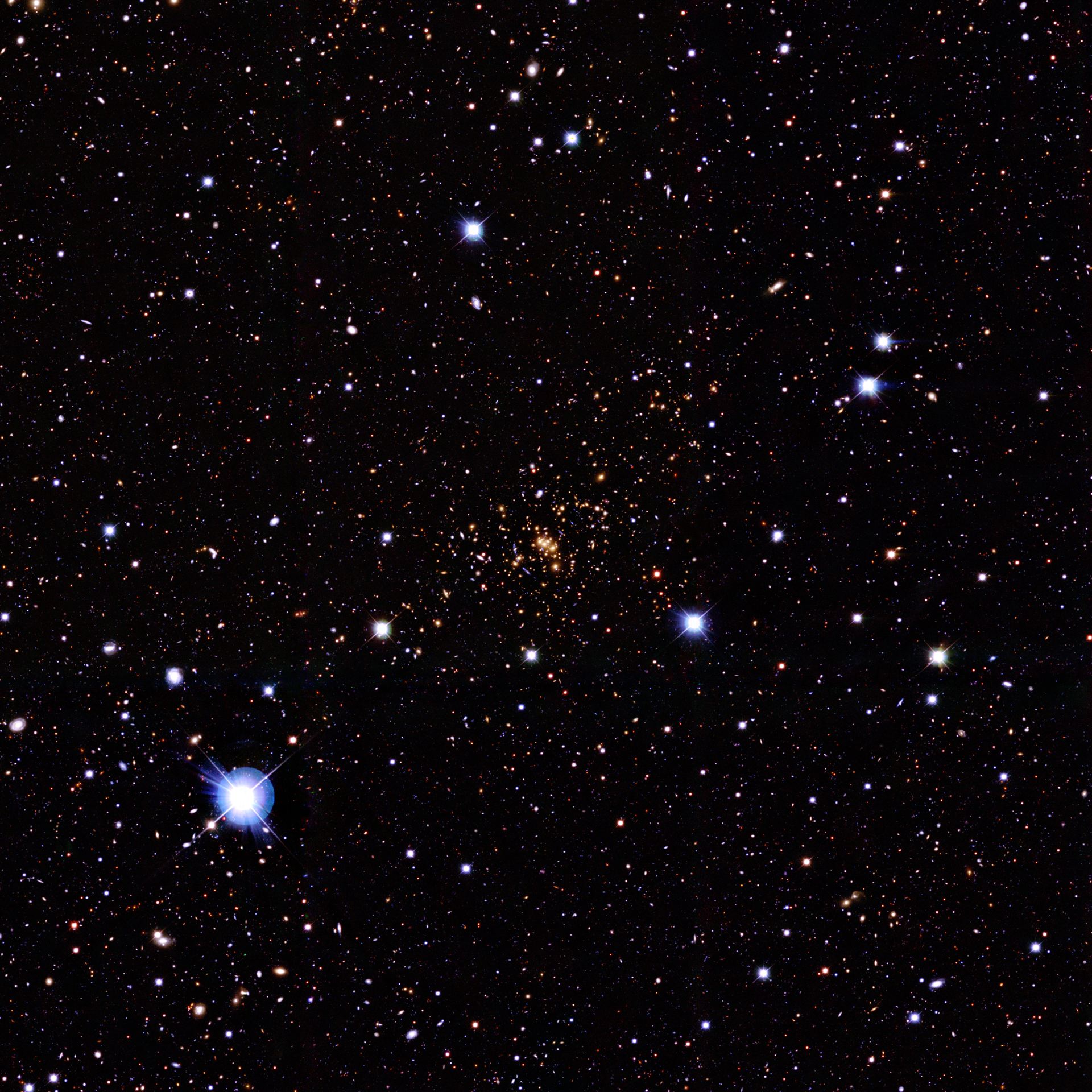Ground-based image of the galaxy cluster CL0024+1654