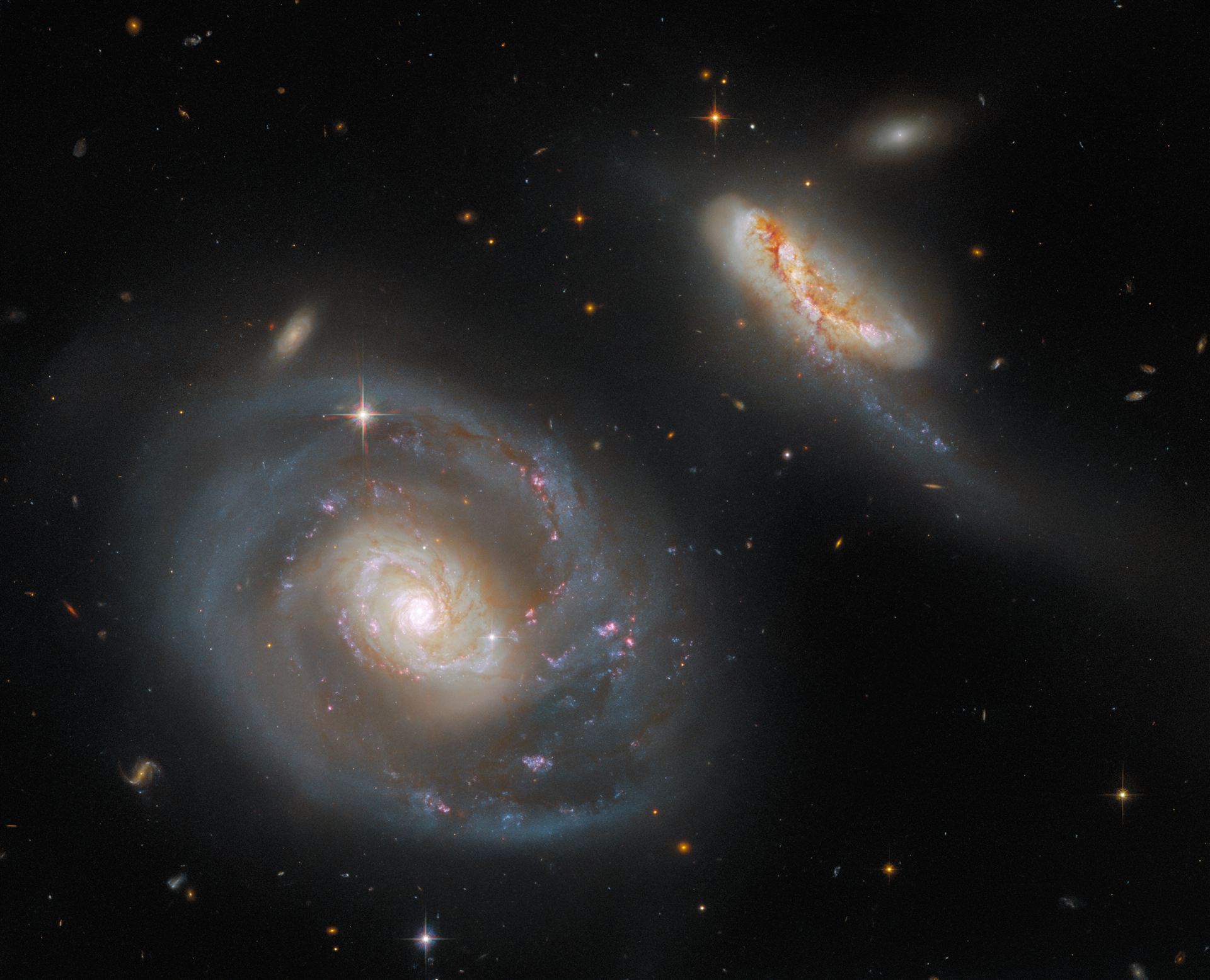 Hubble Captures a Peculiar Galactic Pair