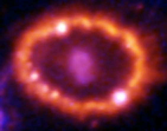 Hubble Supernova 1987A Scrapbook (1994-2003) – Image 11