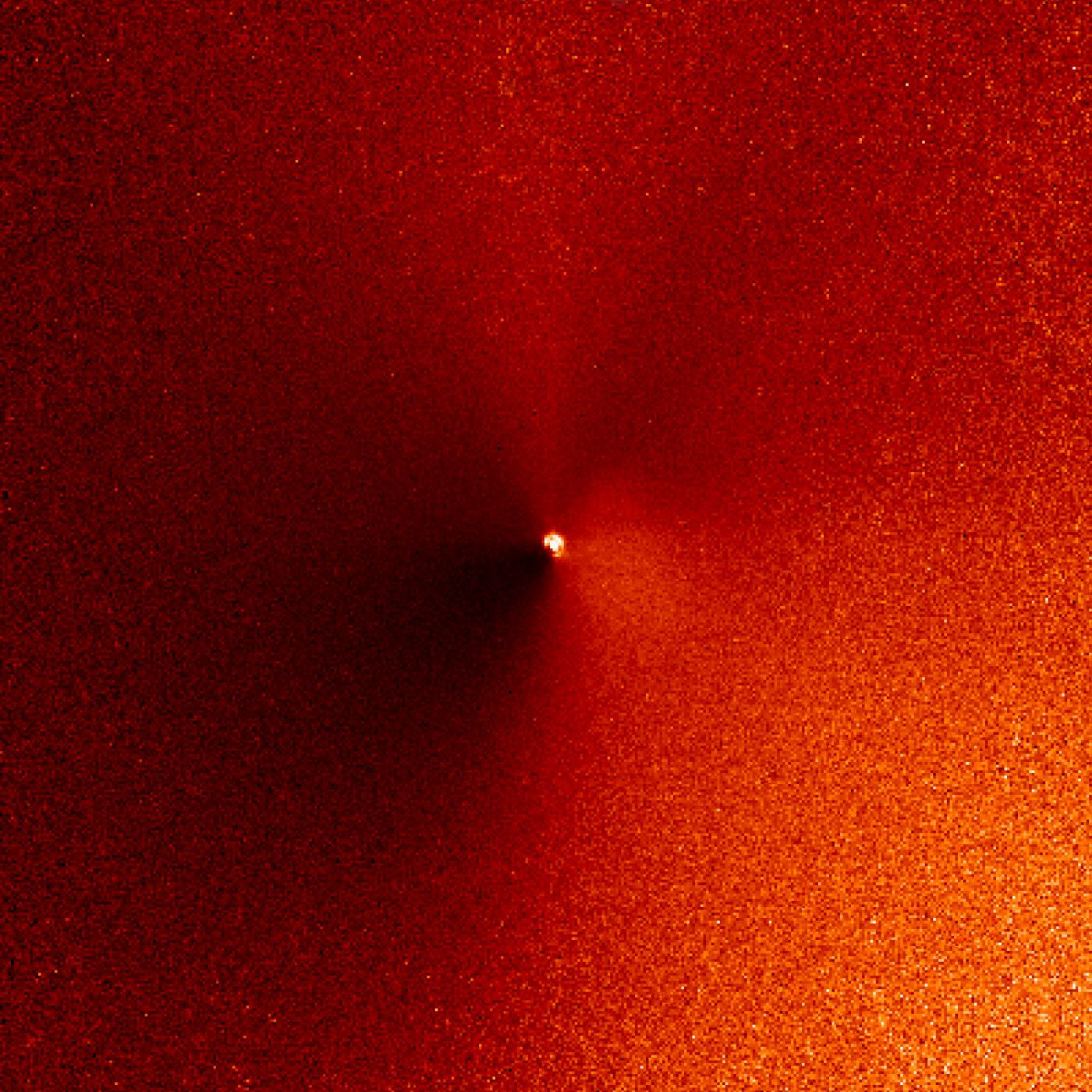 Hubble captures outburst from comet targeted by Deep Impact (0717 UT image)
