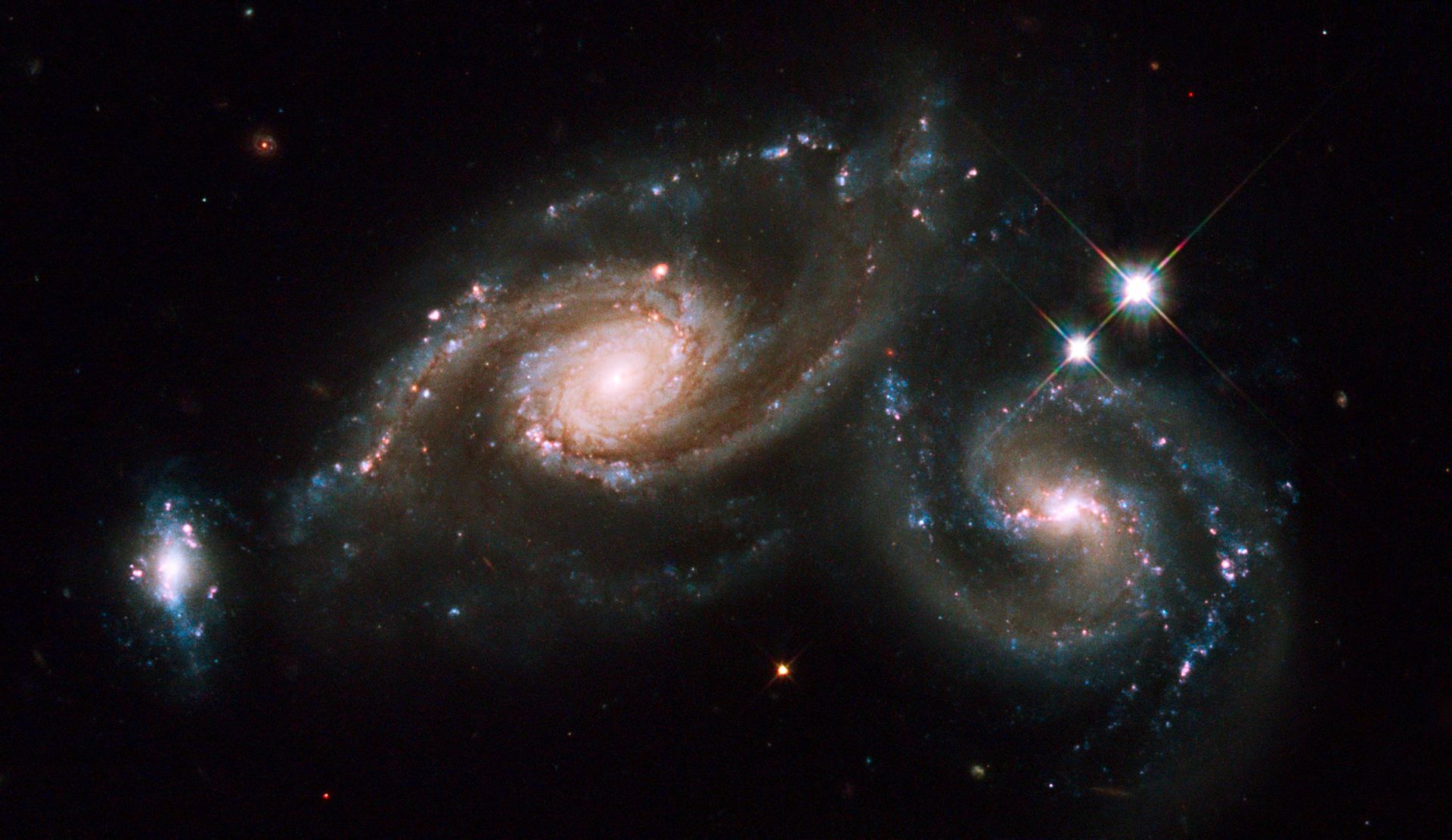 Hubble celebrates the International Year of Astronomy 2009 with the galaxy triplet Arp 274