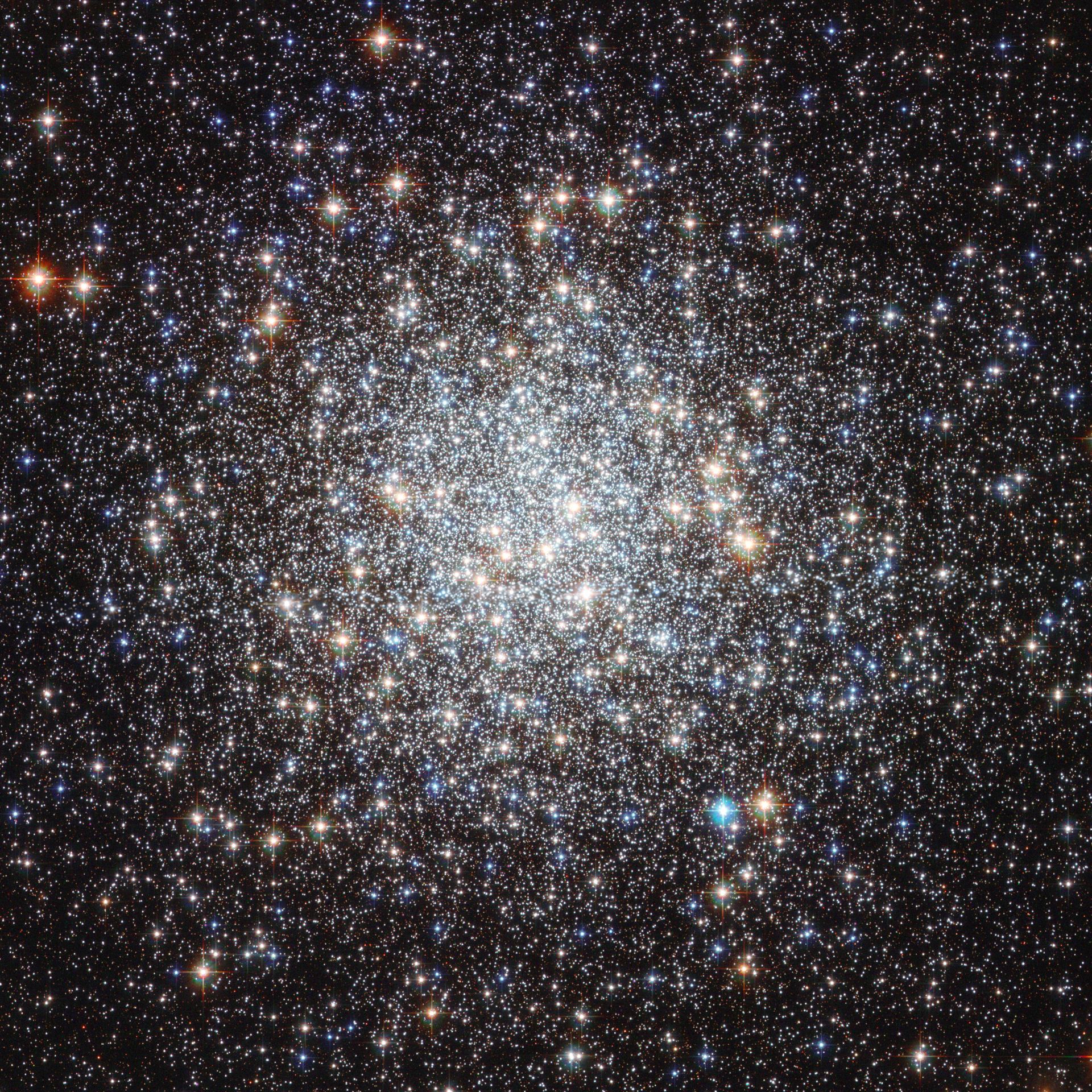 Hubble image of Messier 9