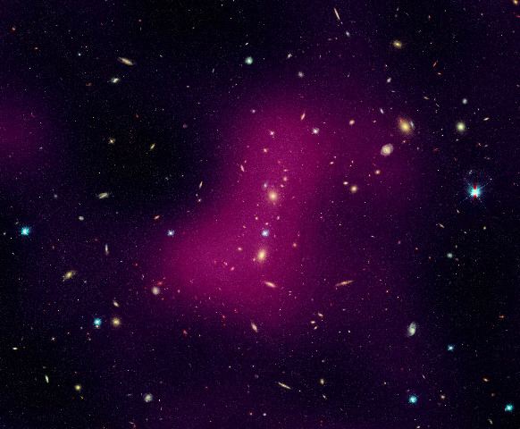 Hubble maps dark matter web in a large galaxy cluster (individual image 2)