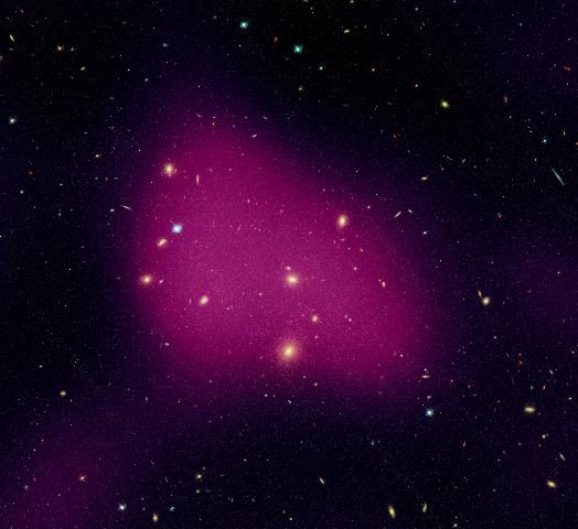 Hubble maps dark matter web in a large galaxy cluster (individual image 4)