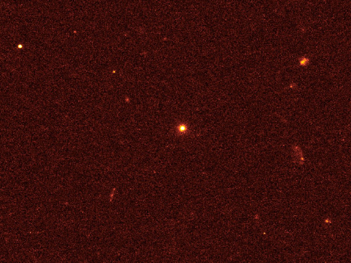 Hubble pinpoints source of mysterious outburst