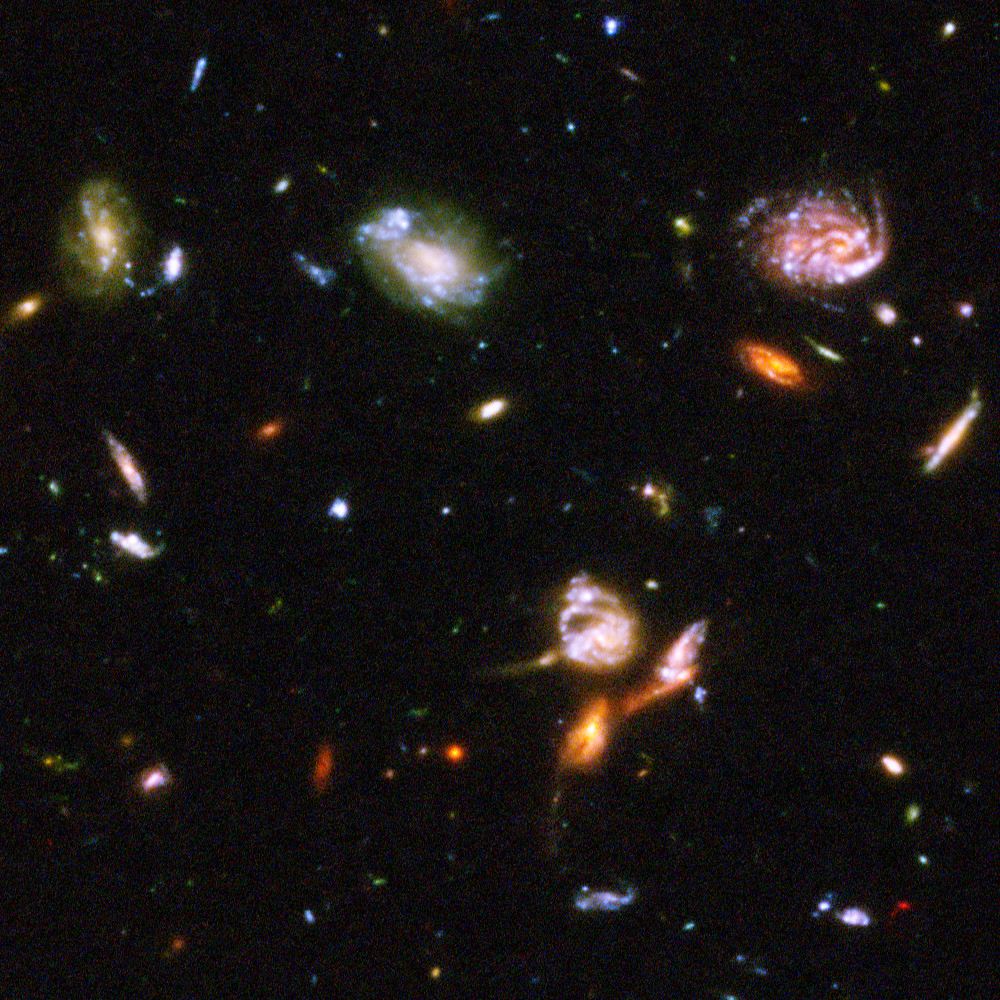Hubble reveals galactic drama [image 1]