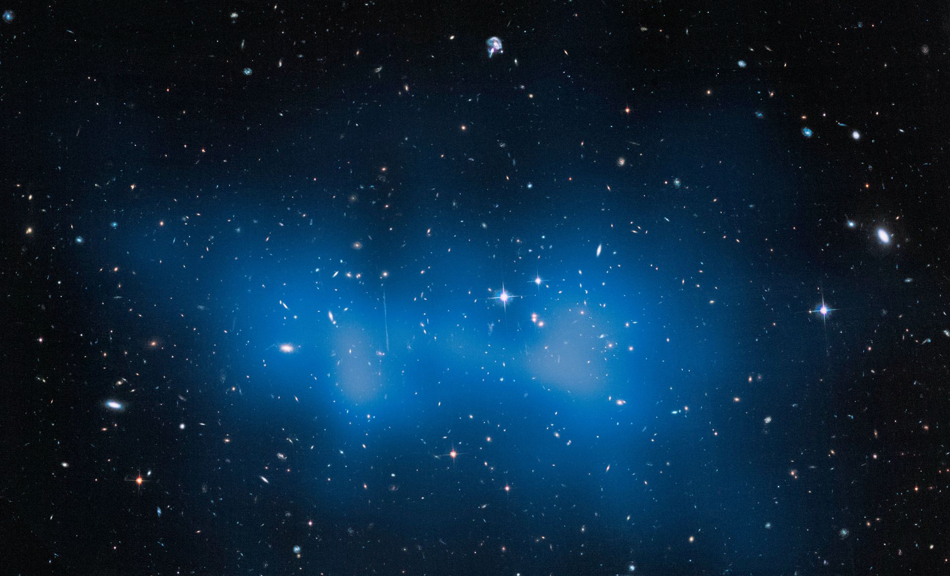 Hubble weighs “the fat one”