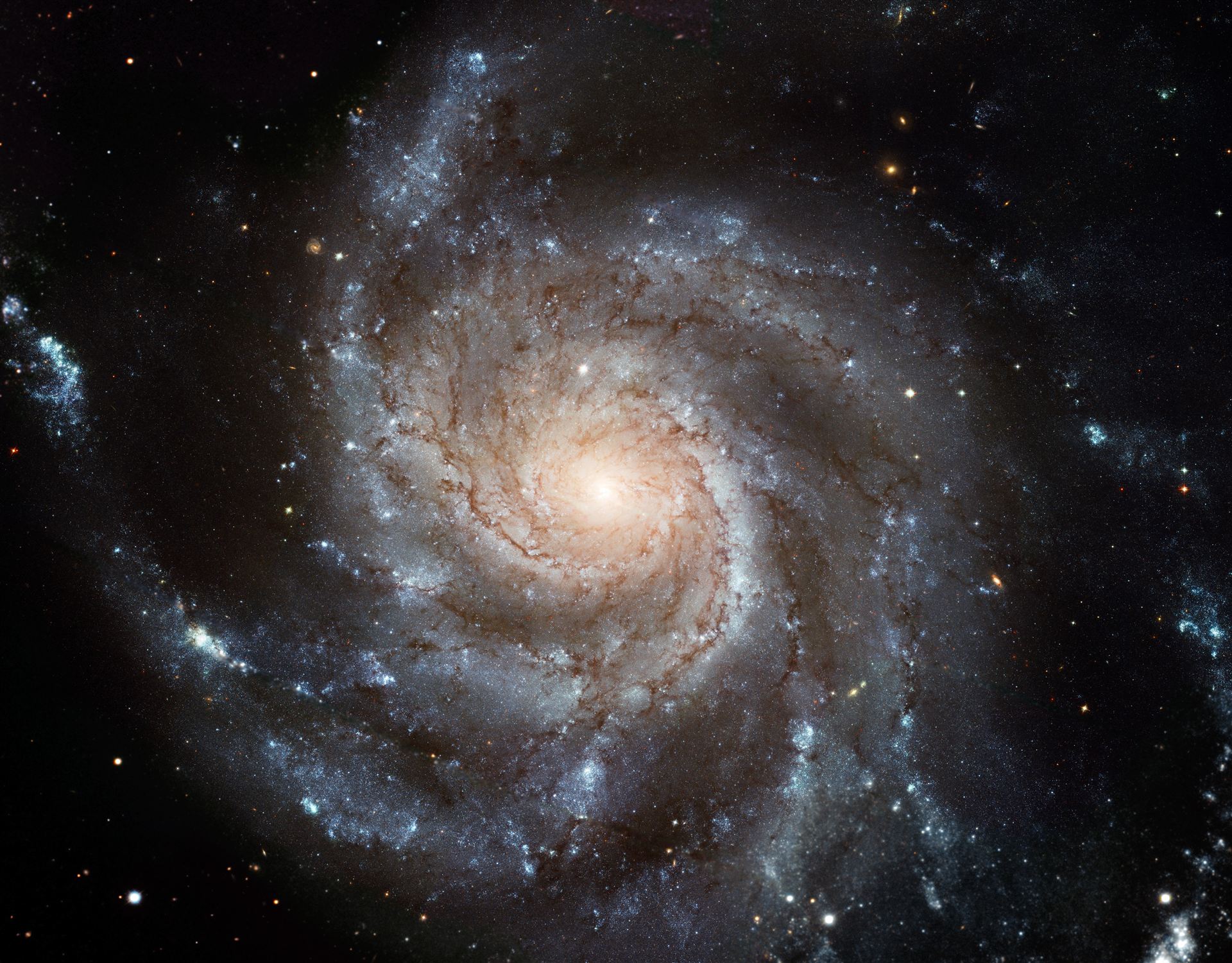 Largest ever galaxy portrait – stunning HD image of Pinwheel Galaxy