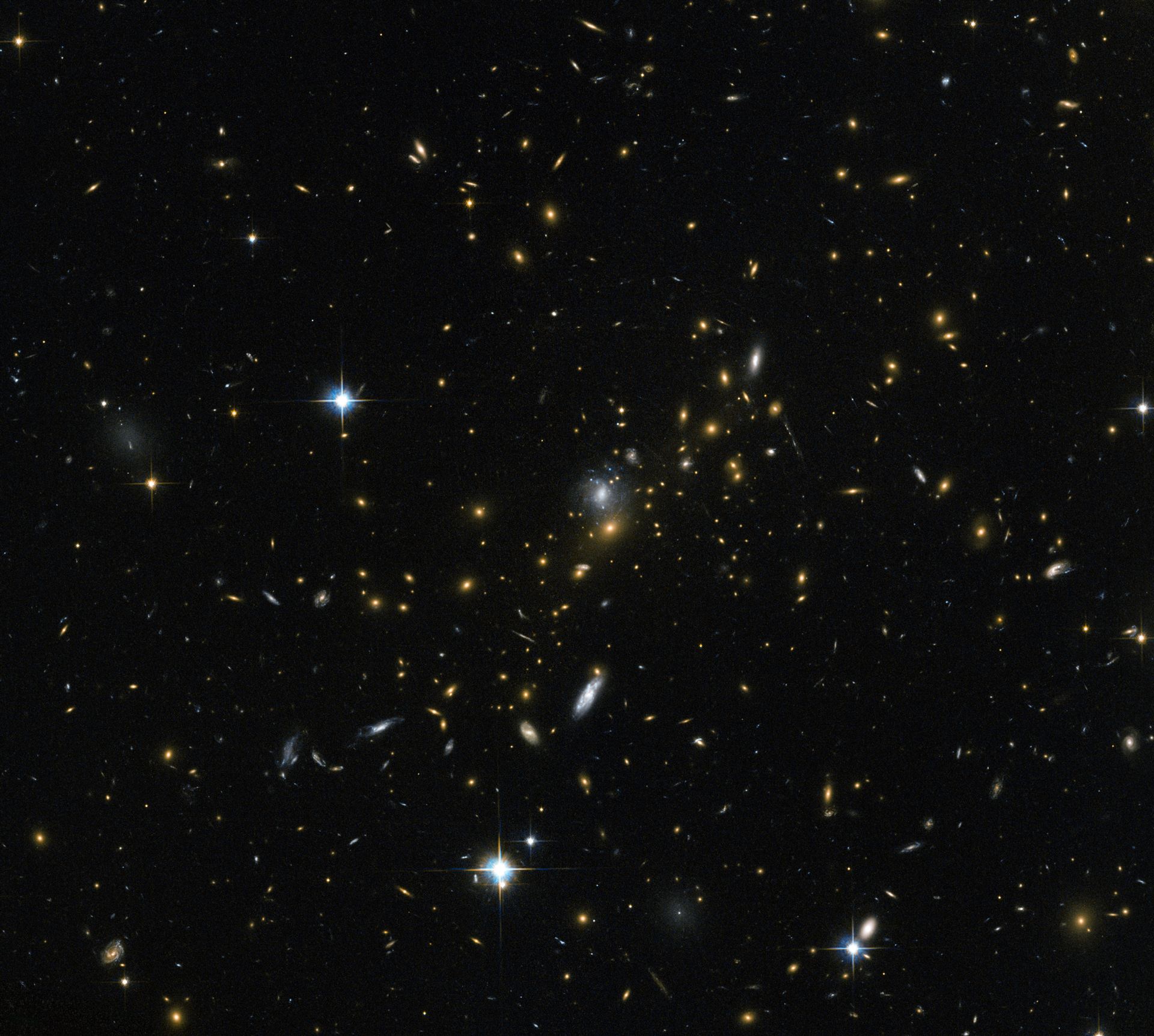 Magnifying the distant Universe