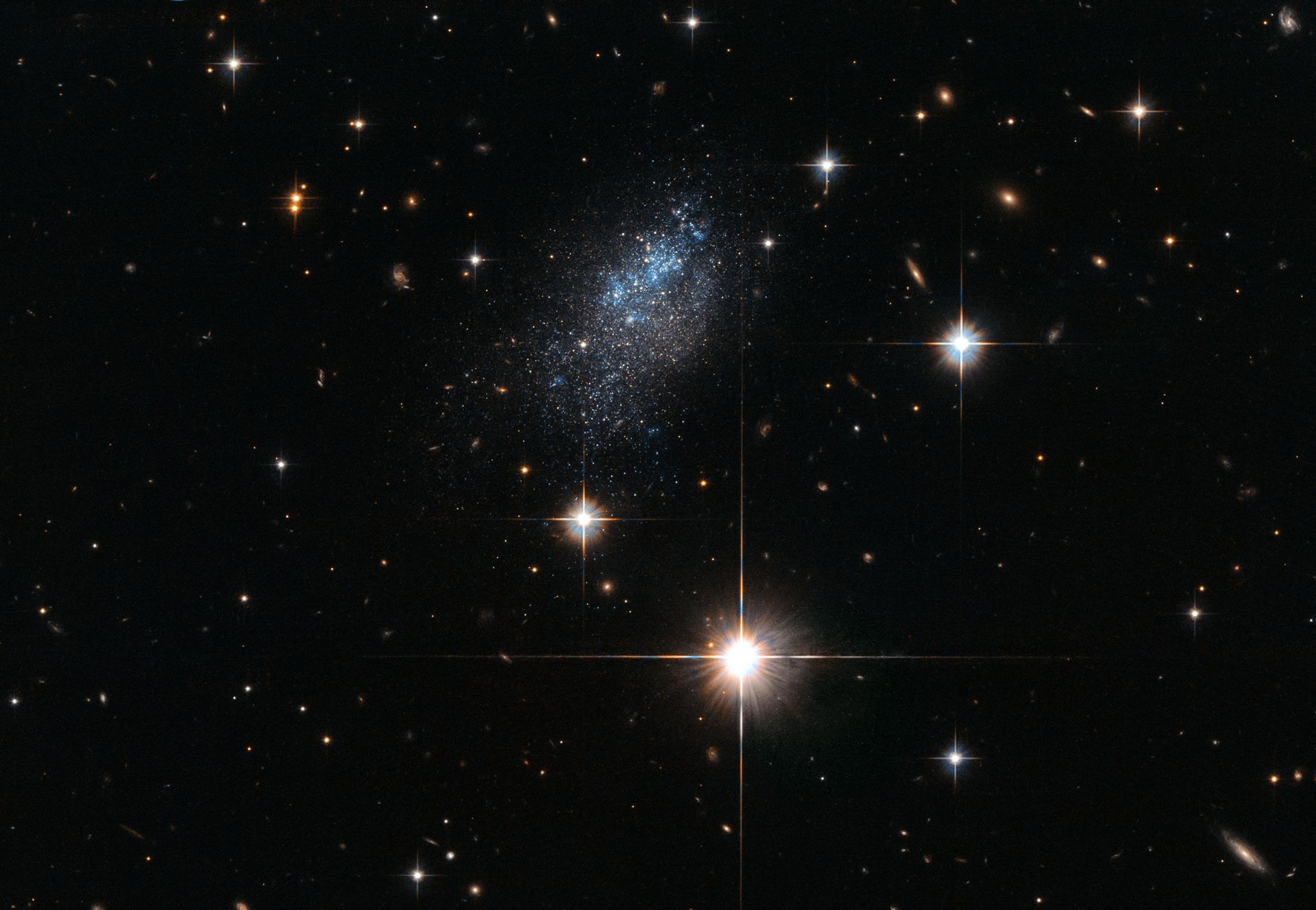 Mapping the nearby Universe