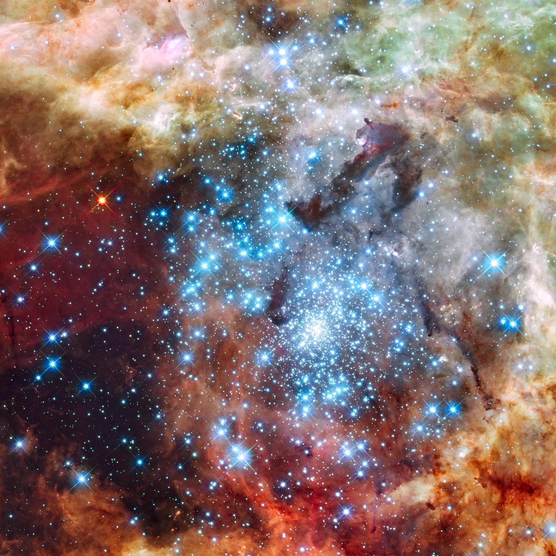 Merging clusters in 30 Doradus