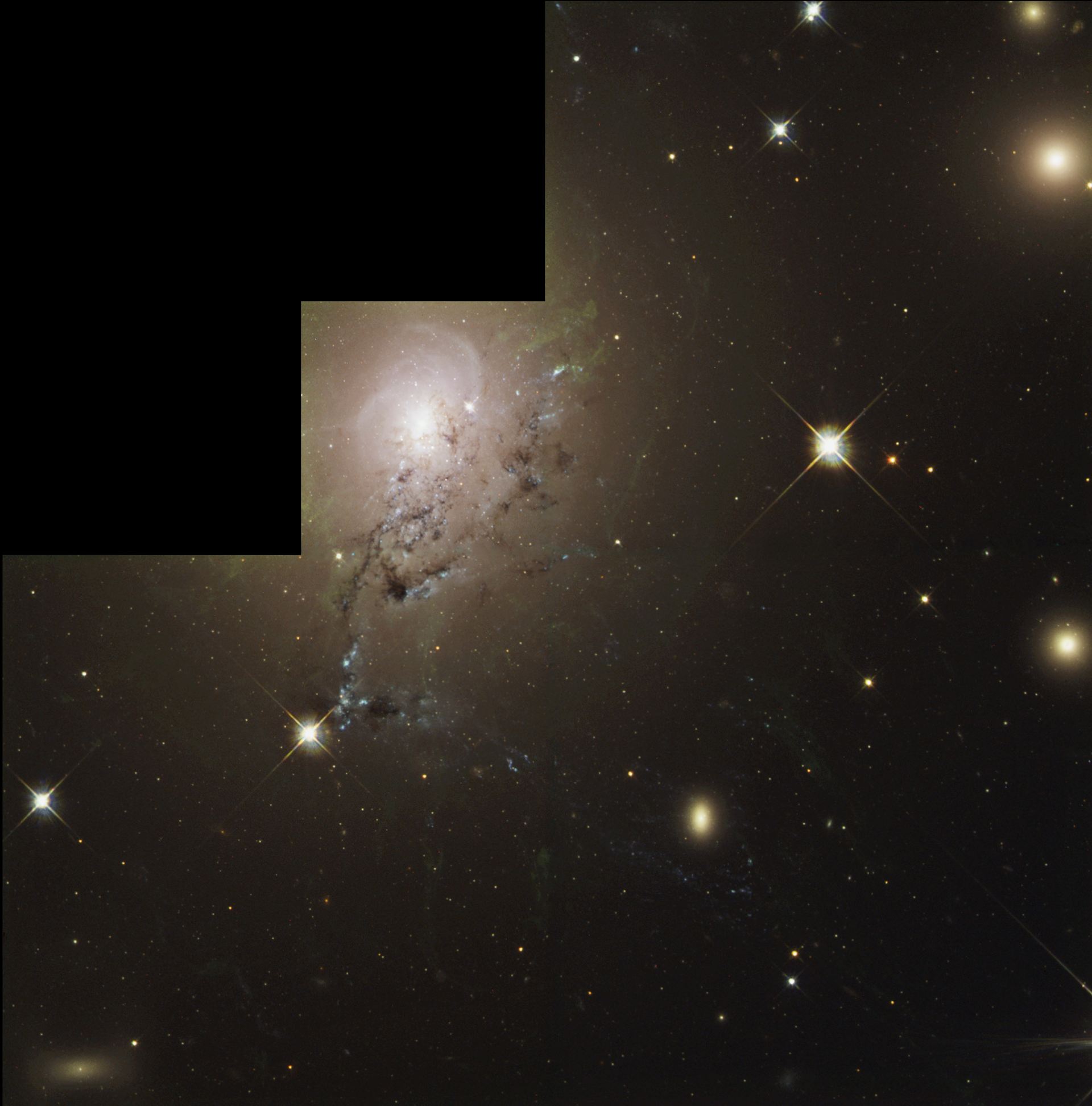 NGC 1275 – Full WFPC2 Mosaic