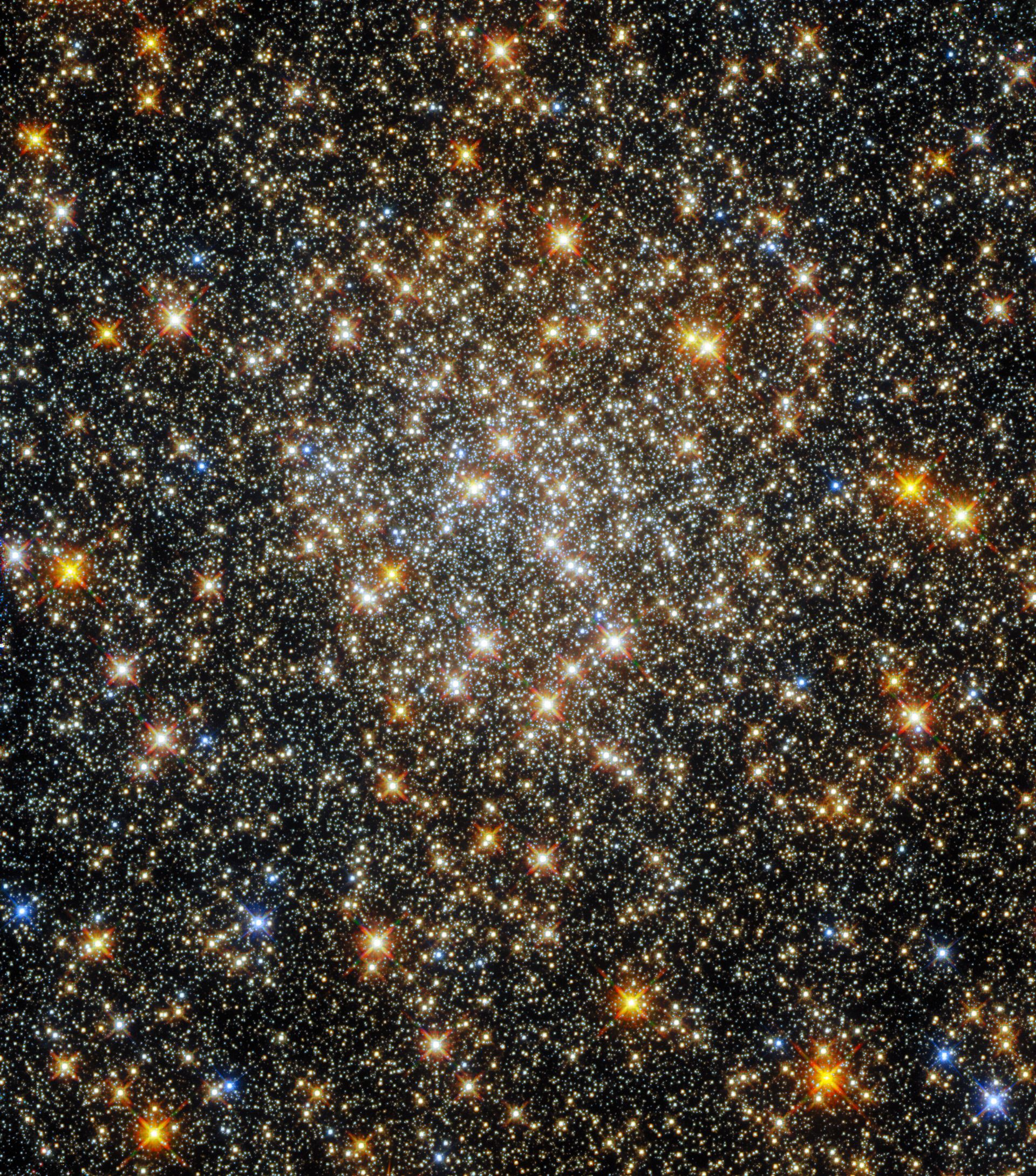 On Clusters and Constellations