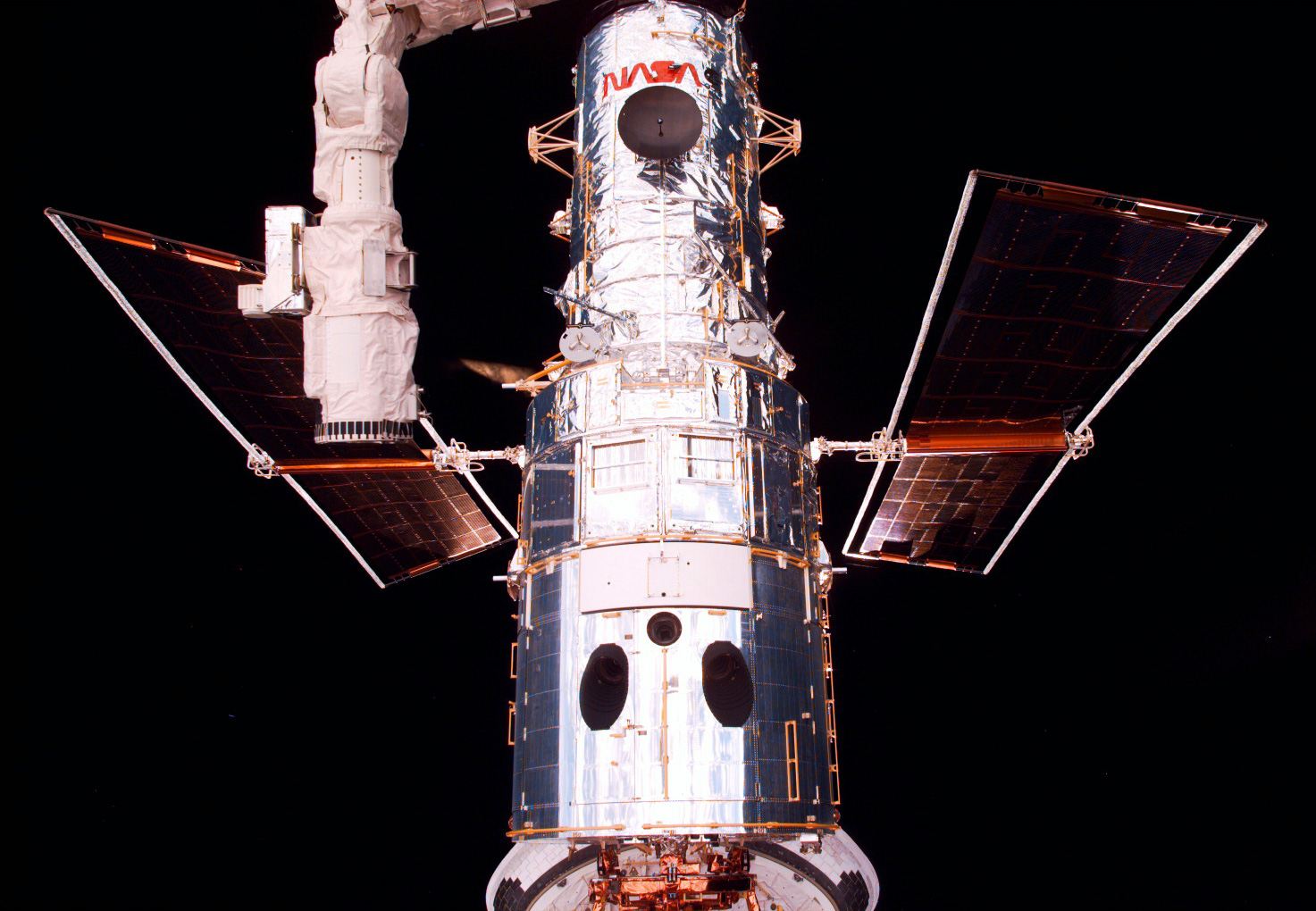 SM2 Hubble Close-Up