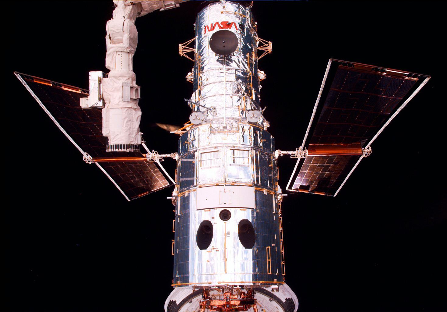 SM2 Hubble Hooked up with Discovery