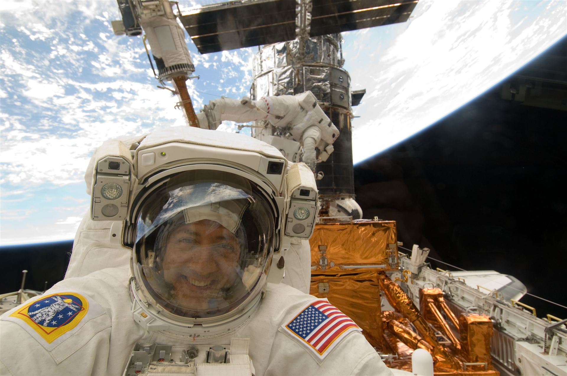 SM4 Massimino smiles for the camera