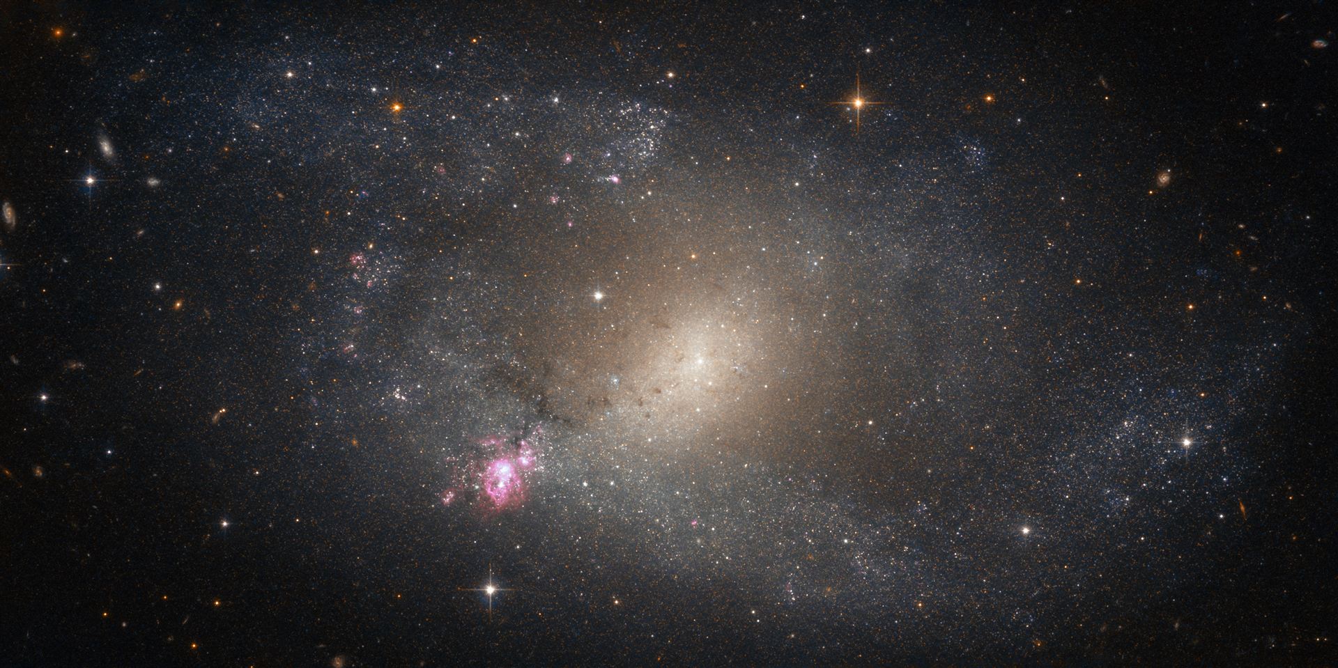 Starbursts in NGC 5398