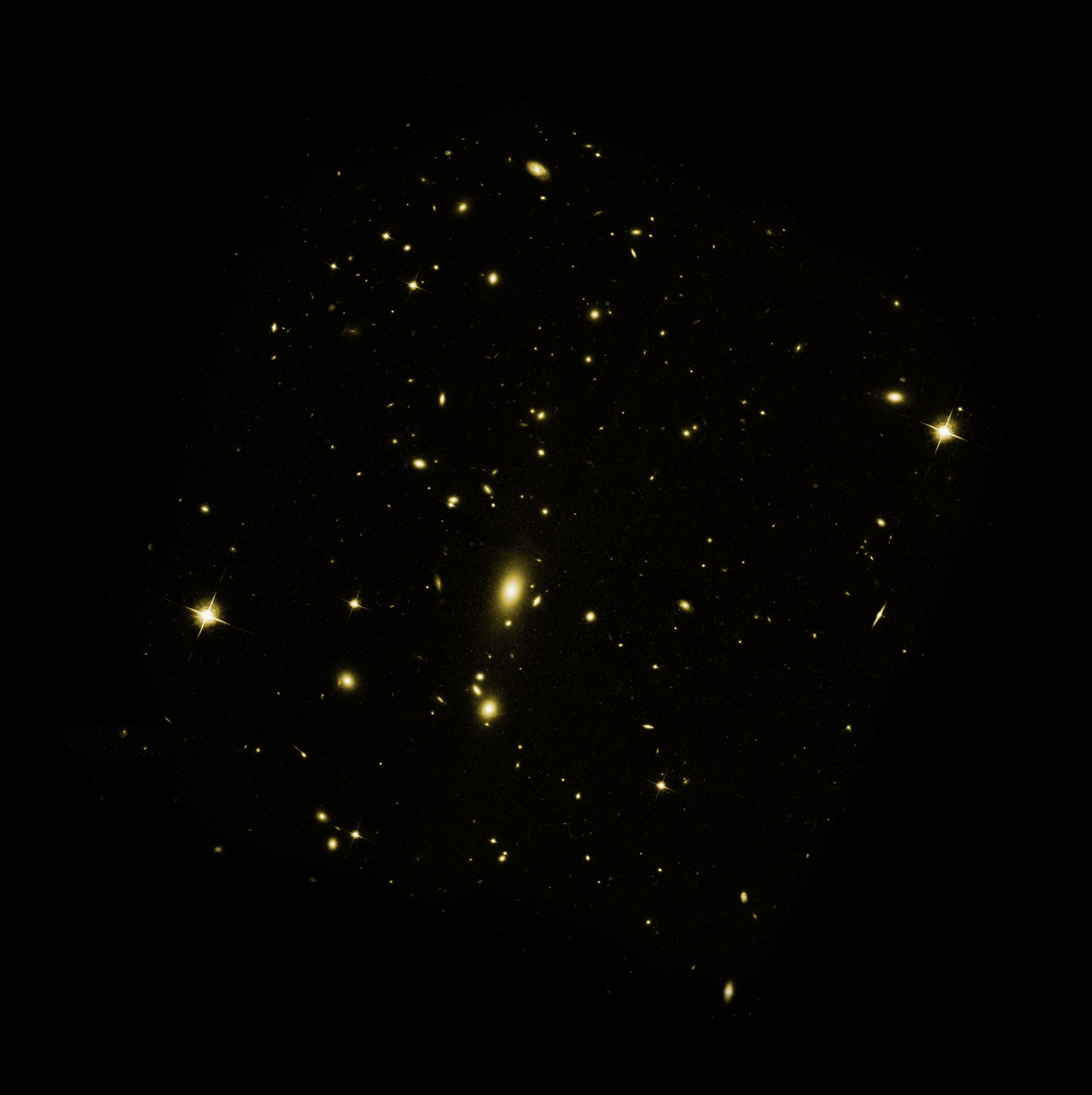 Visible-Light Image of Galaxy Cluster MS 0735