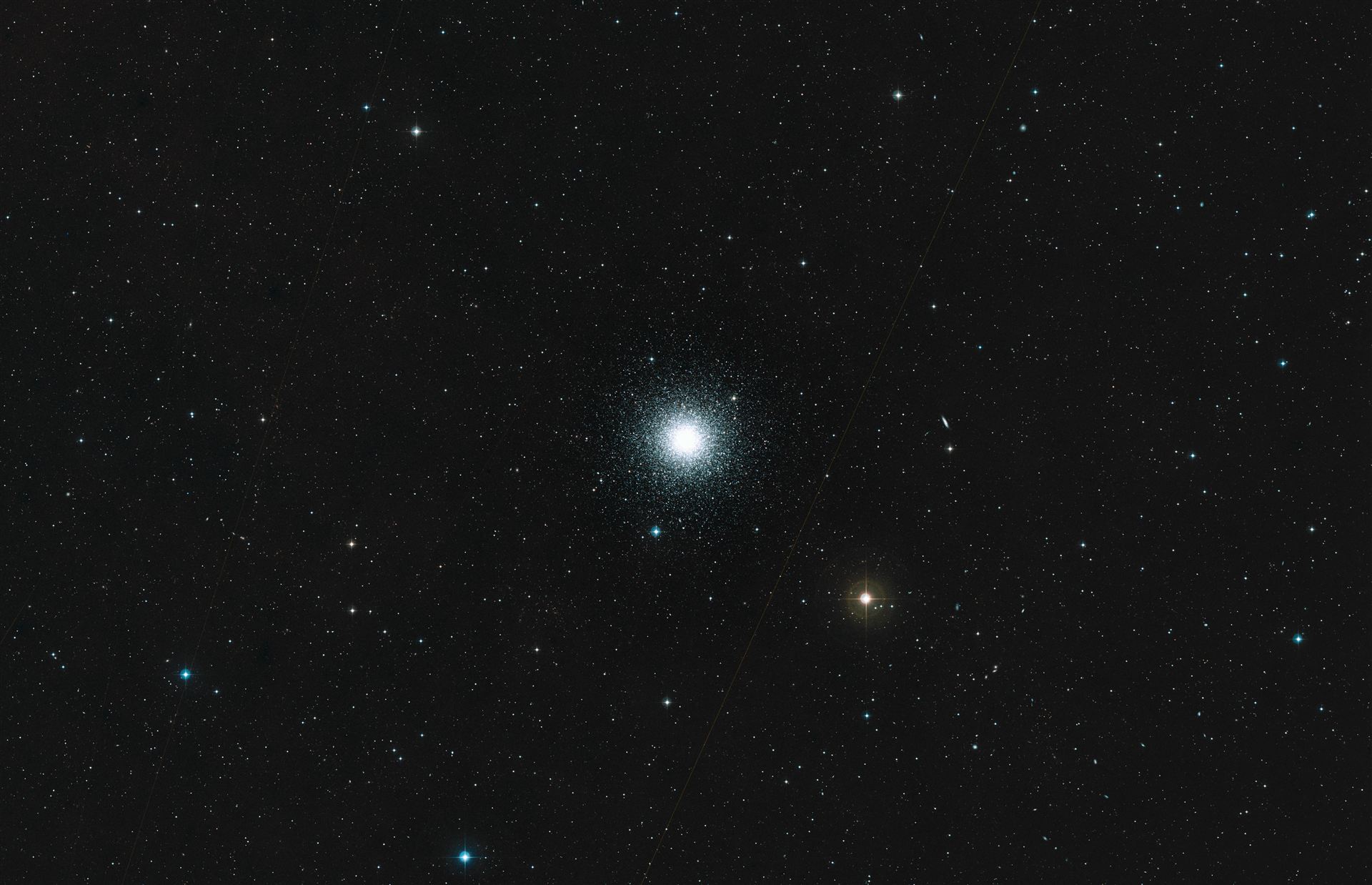 Wide Field View of M3