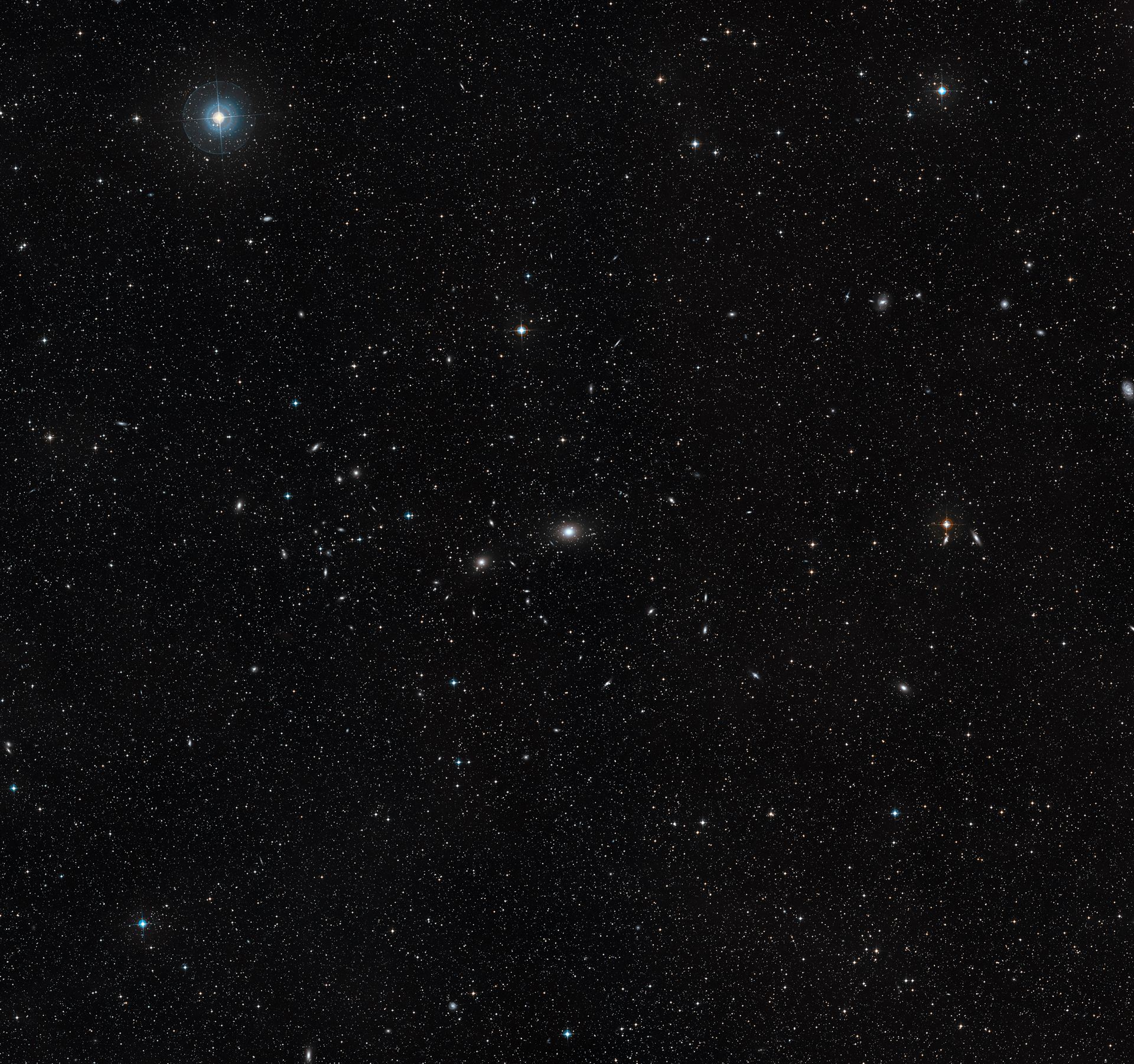 Wide-field image of NGC 4696 (ground-based image)