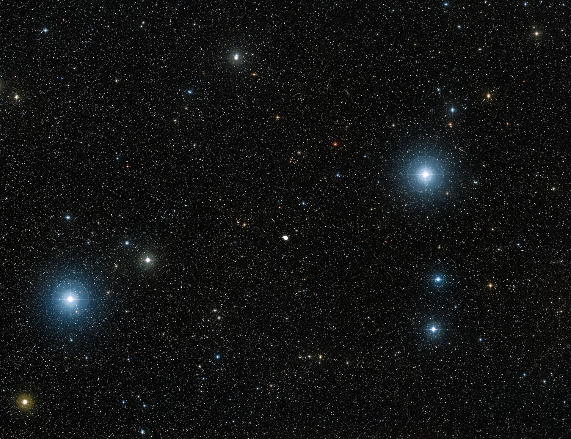 Wide-field image of the Ring Nebula (ground-based image)