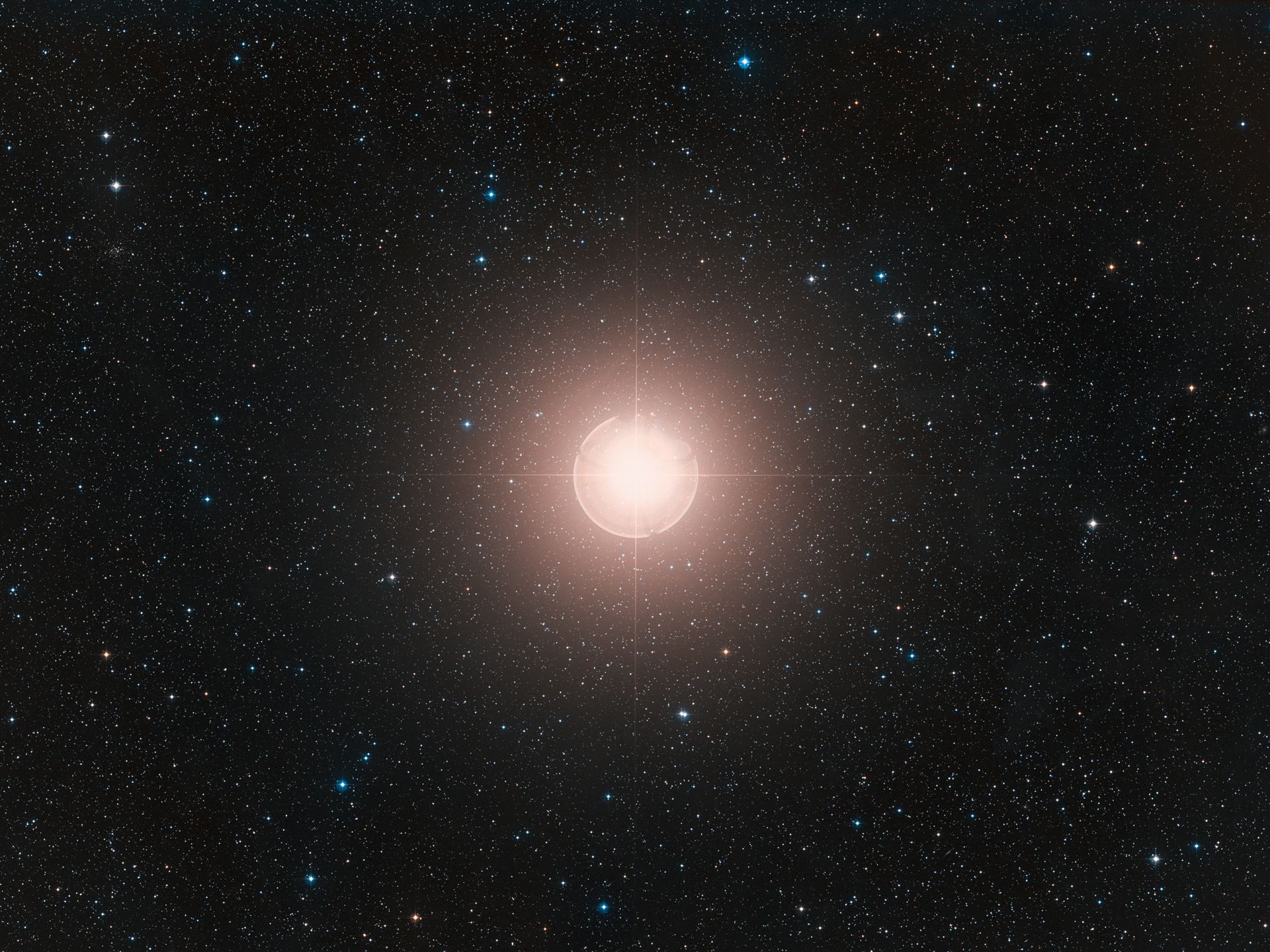 Wide-field view of Betelgeuse (ground-based image)