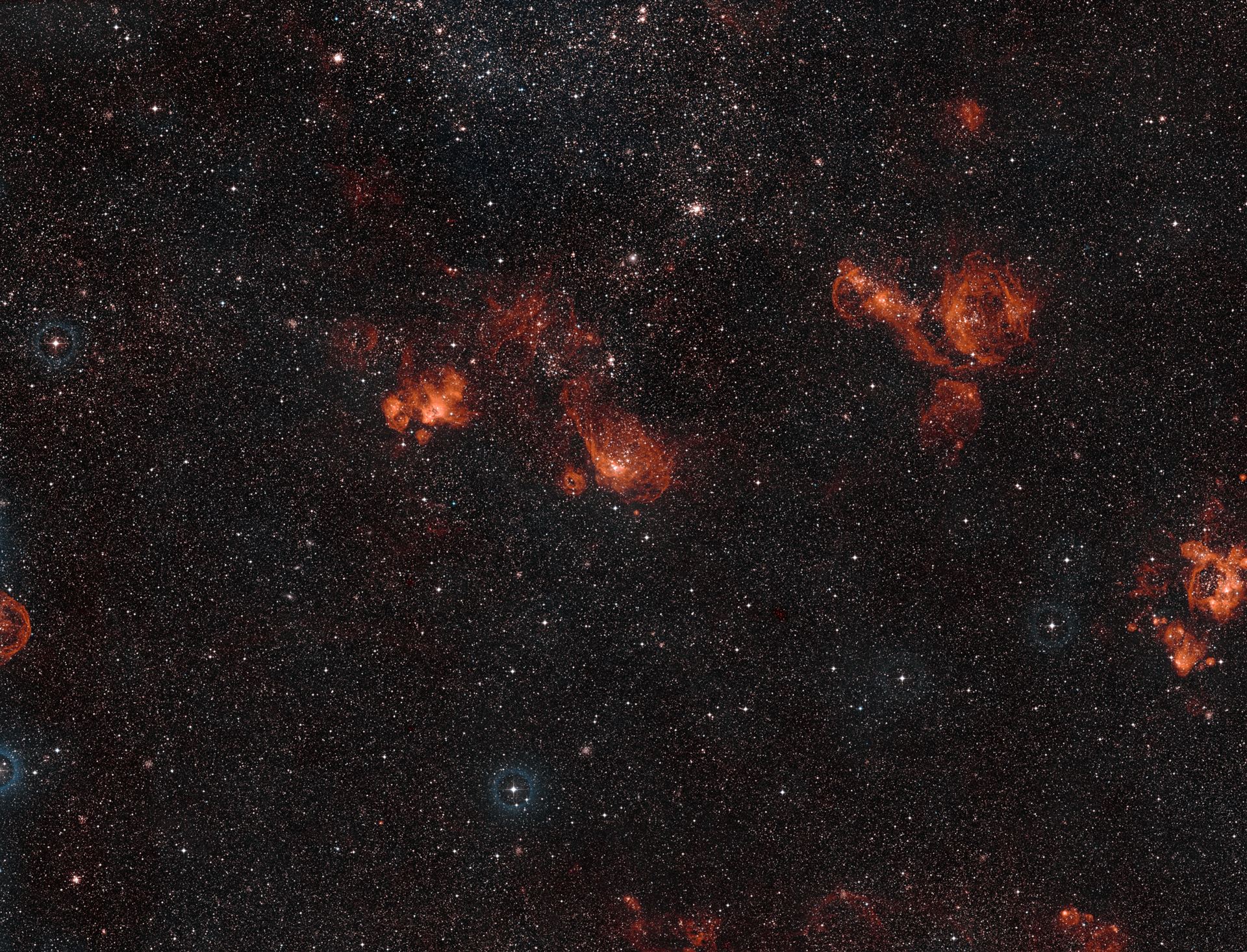 Wide-field view of NGC 2014 and NGC 2020 in the Large Magellanic Cloud (Ground-based Image)